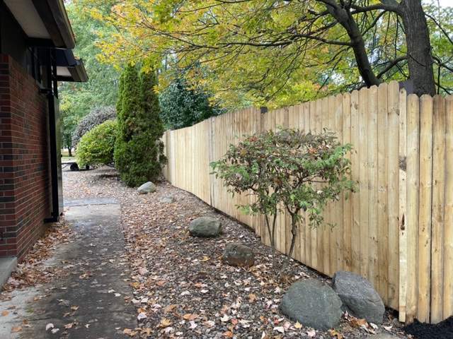 New fence at VSC by Volunteers